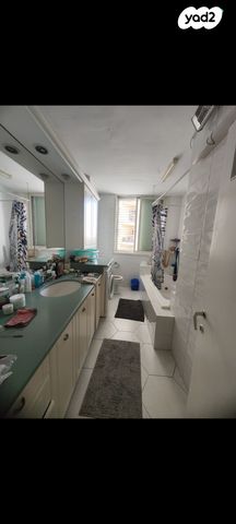 דירה, שלמה המלך 58, צפון מערב מרכז העיר, נתניה