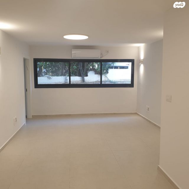 סטודיו, תל אביב יפו