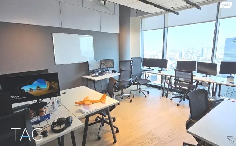 משרדים, תובל 40, רמת גן