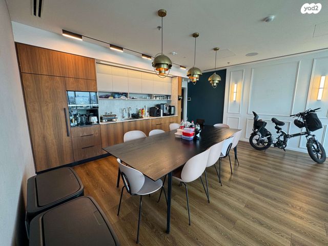 משרדים, יצחק שדה, מונטיפיורי, הרכבת, תל אביב יפו