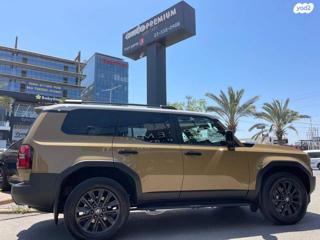 טויוטה לנד קרוזר