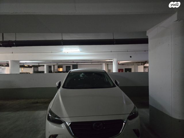 מודעת רכב מאזדה CX-3