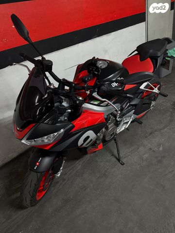 מודעת רכב אפריליה טואונו 660