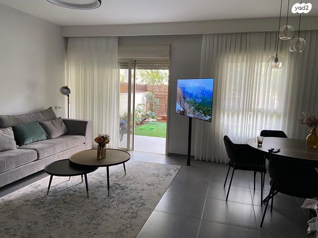 ישראל פולי פוליאקוב 11