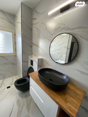 דירת גן, ישראל פולי פוליאקוב 11, קרית האמנים, מצליח, רמלה