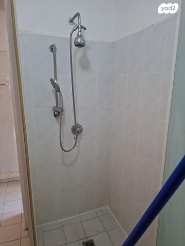 דירה, הדקלים 84, מרכז פרדס חנה, פרדס חנה כרכור