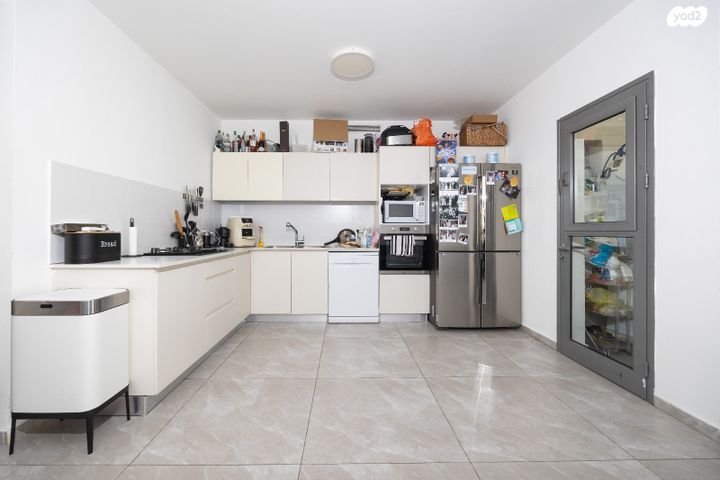 דירה, אהרון רבינוביץ', קרית היובל, ירושלים