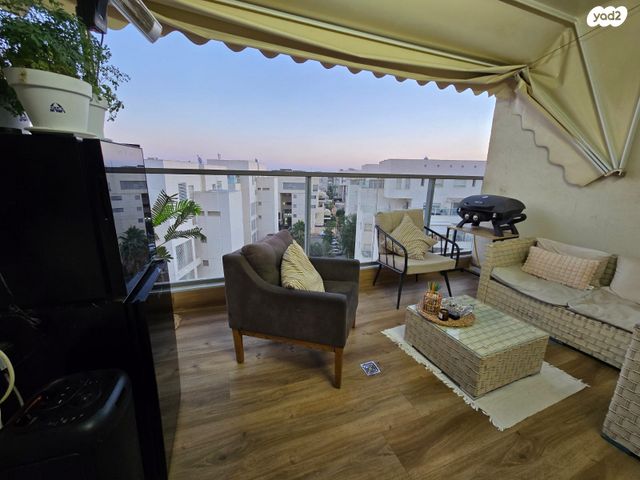 דירה, שושנה דמארי, קרית האמנים, מצליח, רמלה