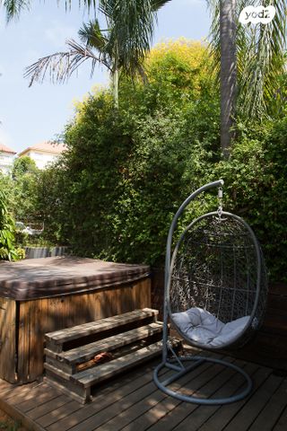 דו משפחתי, צור יגאל, כוכב יאיר / צור יגאל