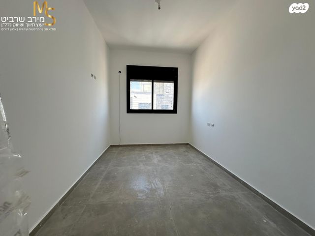 גג/ פנטהאוז, כלניות, טירת כרמל