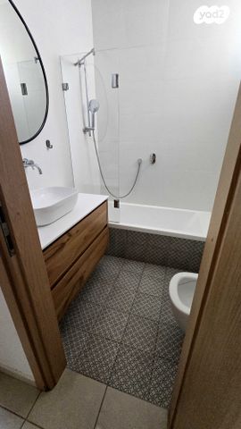 בית פרטי/ קוטג', מזכרת בתיה