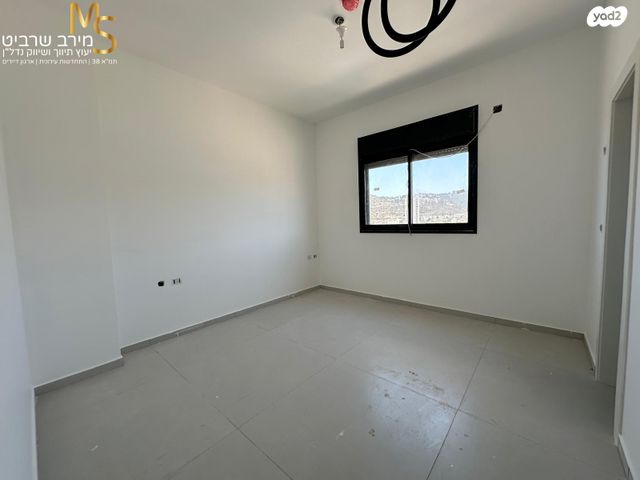 גג/ פנטהאוז, כלניות, טירת כרמל