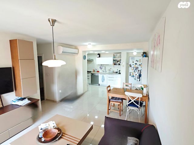 דירה, א.ס. לוי 12, בן גוריון, רמלה