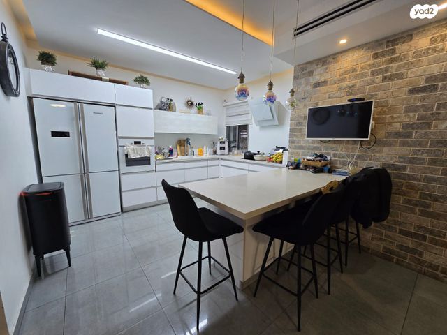 דירה, שושנה דמארי, קרית האמנים, מצליח, רמלה