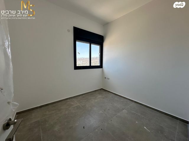 גג/ פנטהאוז, כלניות, טירת כרמל