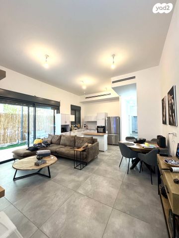 דירת גן, מרכז, כפר סבא