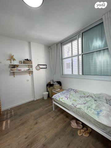 דירה, הרב יצחק הלוי, גרין ועם, חולון