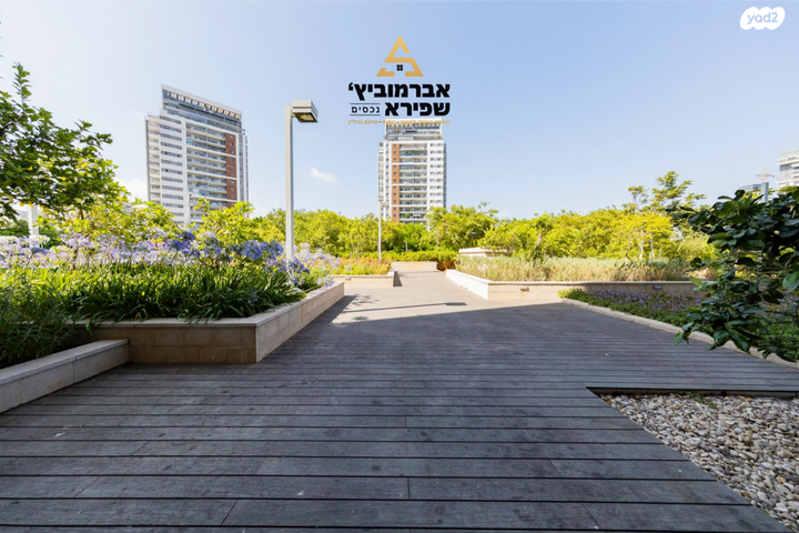 גג/ פנטהאוז, שניר 7, הפארק, חדרה