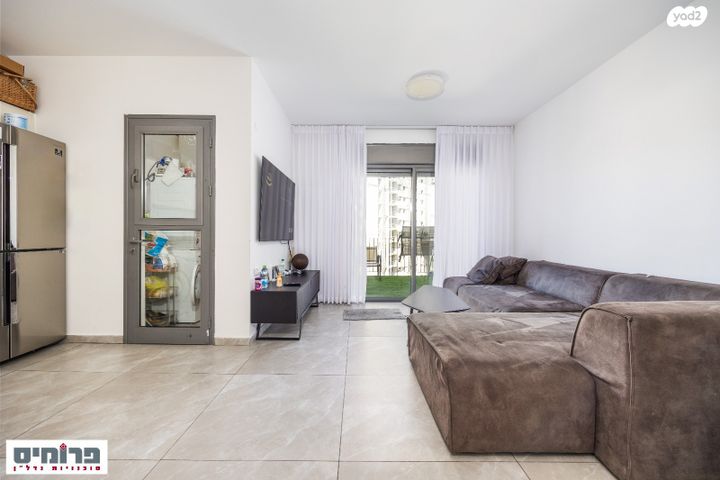 דירה, אהרון רבינוביץ', קרית היובל, ירושלים