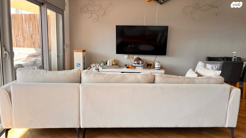 דירה, פרופ' יובל נאמן, הגוש הגדול, רמת אביב החדשה, נופי ים, תל אביב יפו