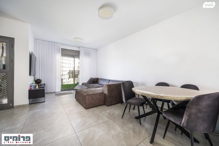 דירה, אהרון רבינוביץ', קרית היובל, ירושלים