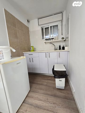 משרדים, שדרות קק"ל, מוצקין הותיקה, קרית מוצקין