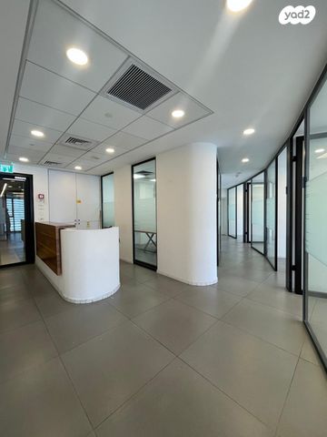 משרדים, אריאל שרון, סיטי, גבעתיים