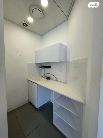 משרדים, אריאל שרון, סיטי, גבעתיים