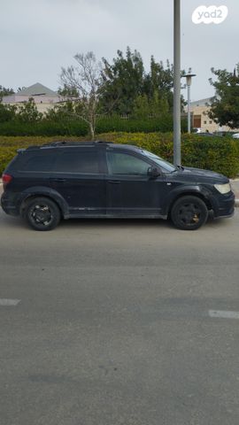 מודעת רכב דודג' ג'רני