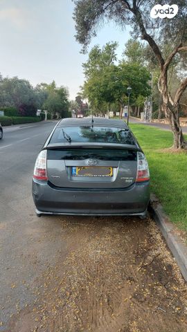 מודעת רכב טויוטה פריוס