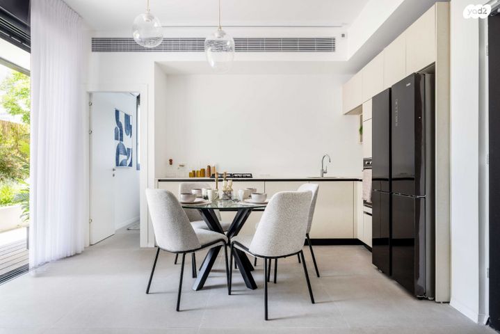 דירת גן, ז'בוטינסקי, הצפון החדש - כיכר המדינה, תל אביב יפו