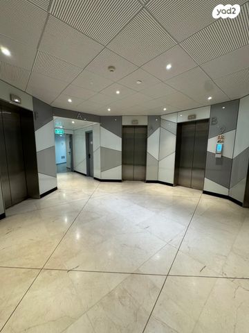 משרדים, דרך מנחם בגין 48, מונטיפיורי, הרכבת, תל אביב יפו