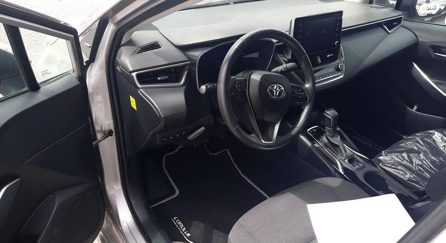 טויוטה קורולה