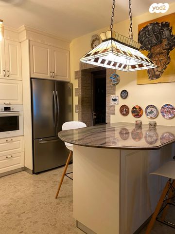 בית פרטי/ קוטג', הגולן 75, בית דגן, בית דגן