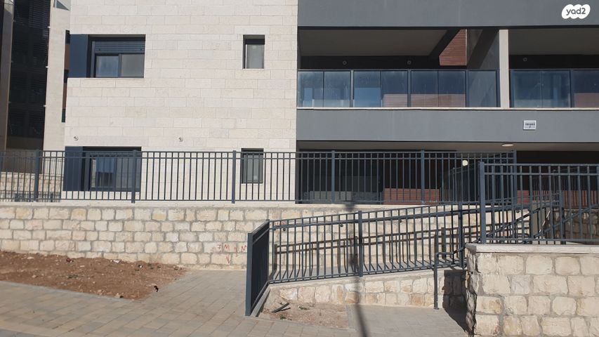 אלוני ממרא 1