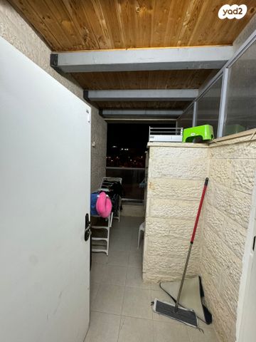 נחום סנה 15