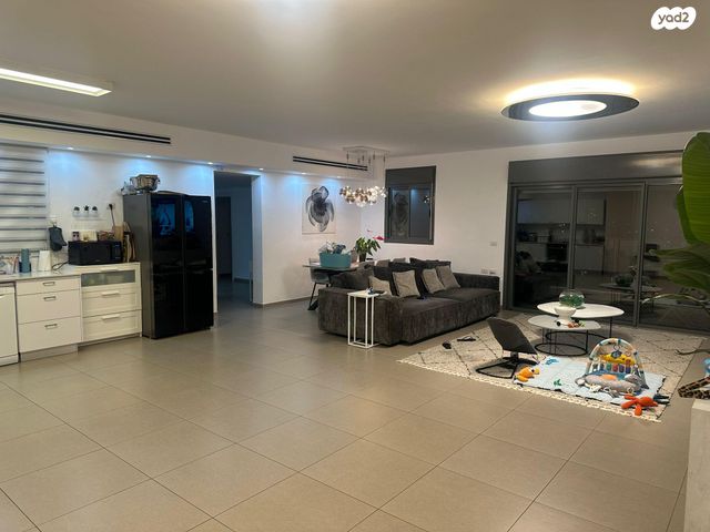 אלישע הנביא 26