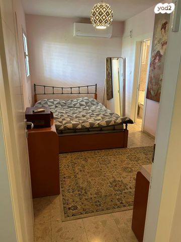 בית פרטי/ קוטג', הגולן 75, בית דגן, בית דגן