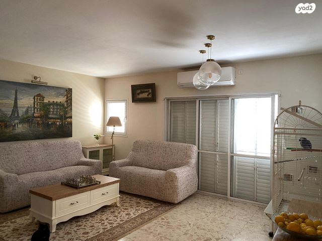 בית פרטי/ קוטג', הגולן 75, בית דגן, בית דגן