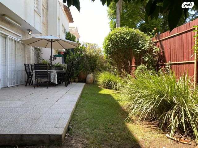 בית פרטי/ קוטג', הגולן 75, בית דגן, בית דגן