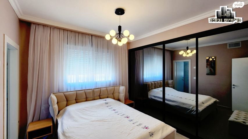 דירה, יצחק שמיר, נהריה