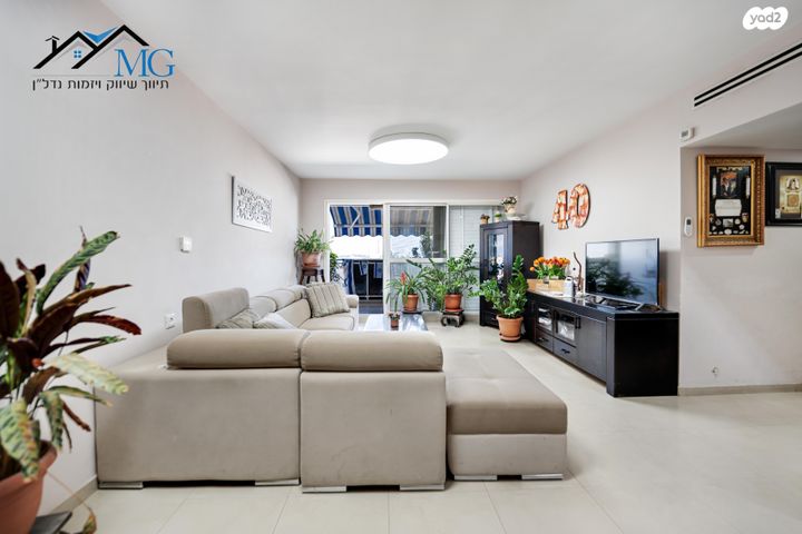 דירה, המעפילים, תל גיבורים, חולון