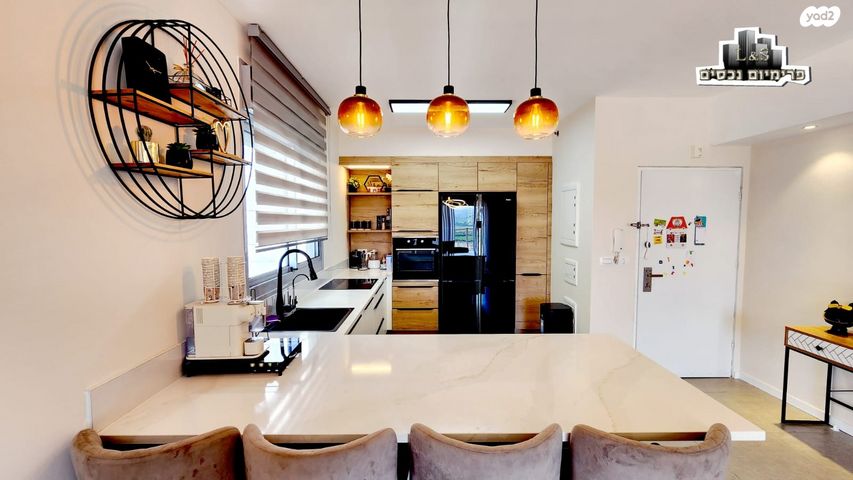 דירה, יצחק שמיר, נהריה