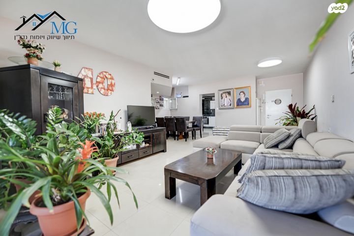 דירה, המעפילים, תל גיבורים, חולון