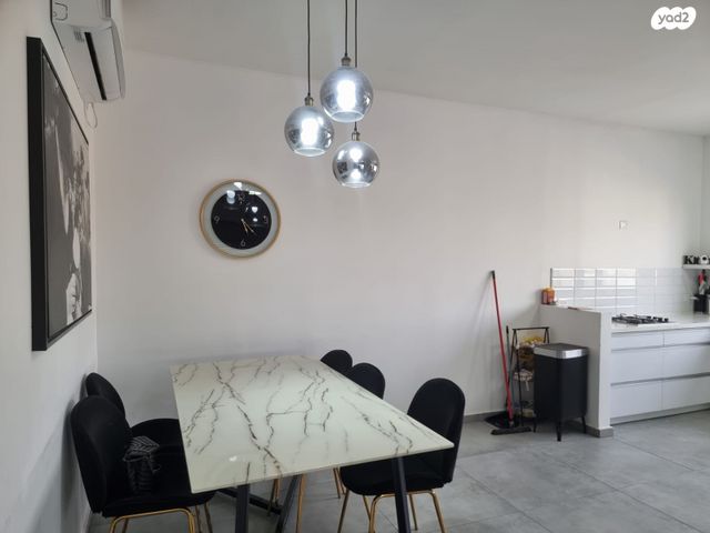 בית פרטי/ קוטג', עוצם