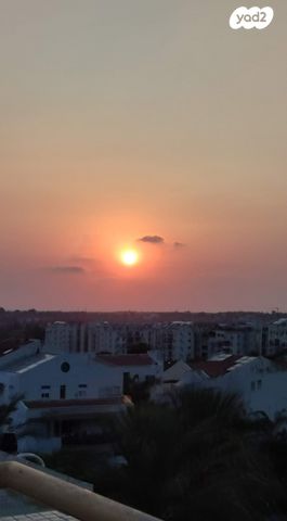 דופלקס, שדרות בגין, לב הפארק, רעננה