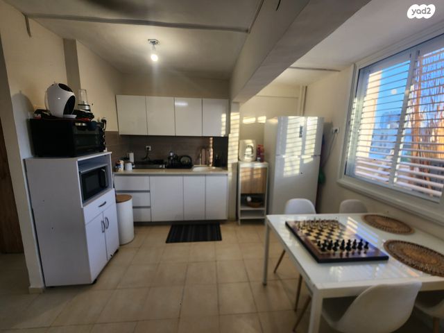 דירה, שמעון בר גיורא, שכונה ד', באר שבע