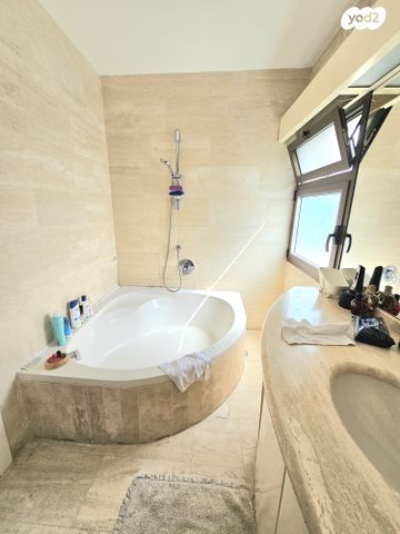 דו משפחתי, שוהם, נווה מונוסון, יהוד מונוסון