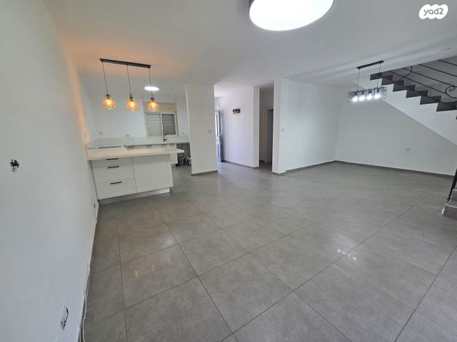 בית פרטי/ קוטג', גן יבנה מערב, גן יבנה