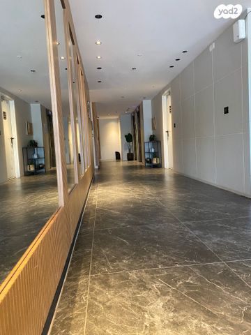 דירה, מרים הנביאה, פסגות אפק, ראש העין